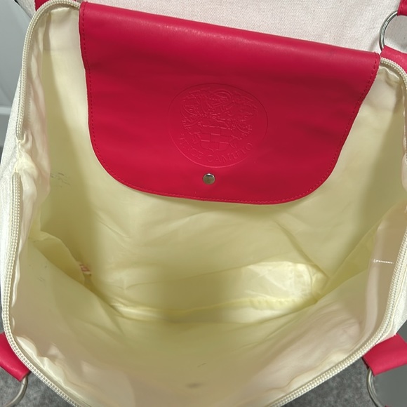 Vince Camuto Tote bag with a Zipper - Picture 3 of 8